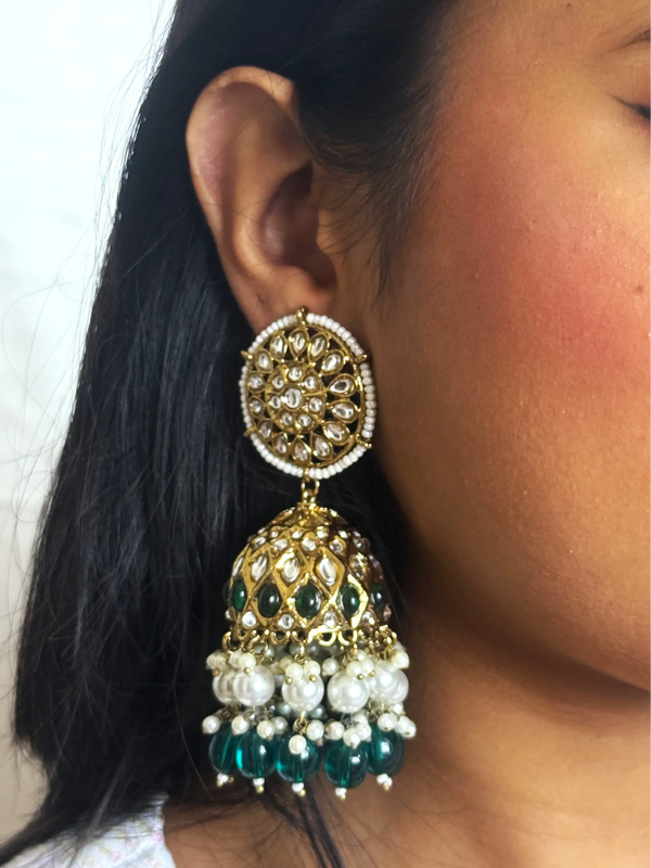 Inaya Emerald Elegant Jhumkas