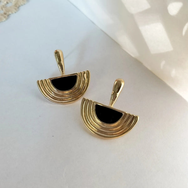 Gia Half Circle Chick Earrings