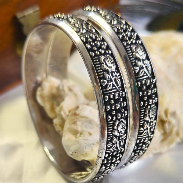 Anjali Silver Oxidize Bangles