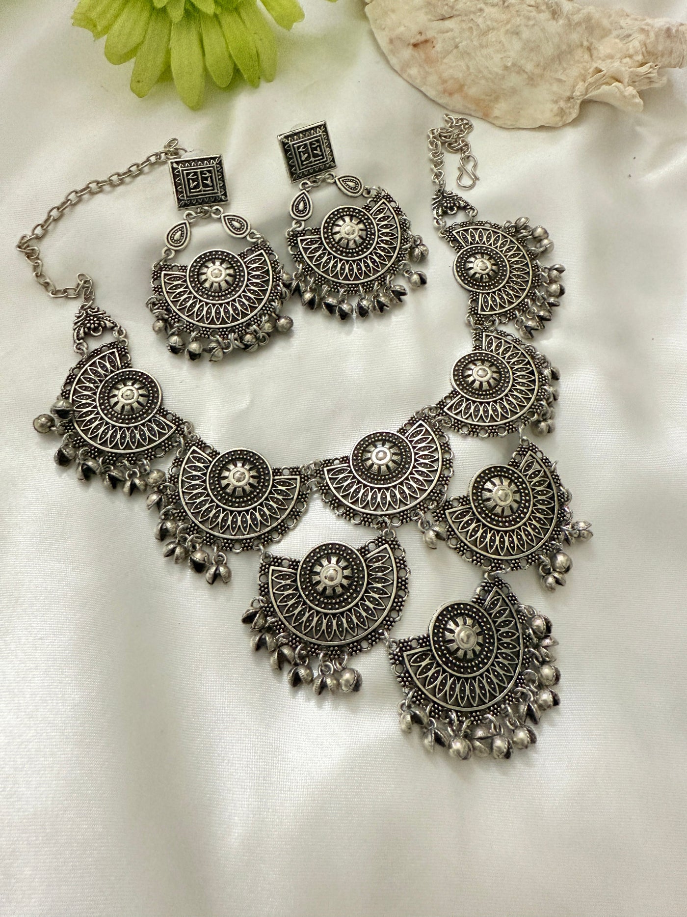 Silver Look-Alike Necklace