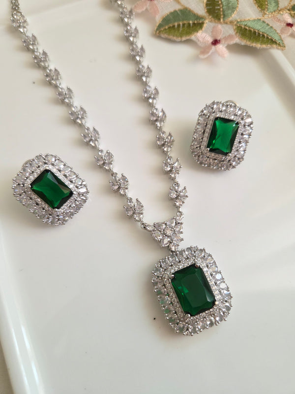 Kavya Emerald American Diamond Necklace