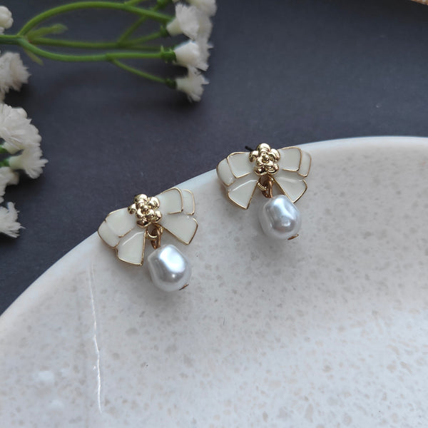 Gia Bow With Pearl Stud Earrings