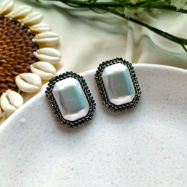 Gia Pearl Rectangle Shape Stud Earring