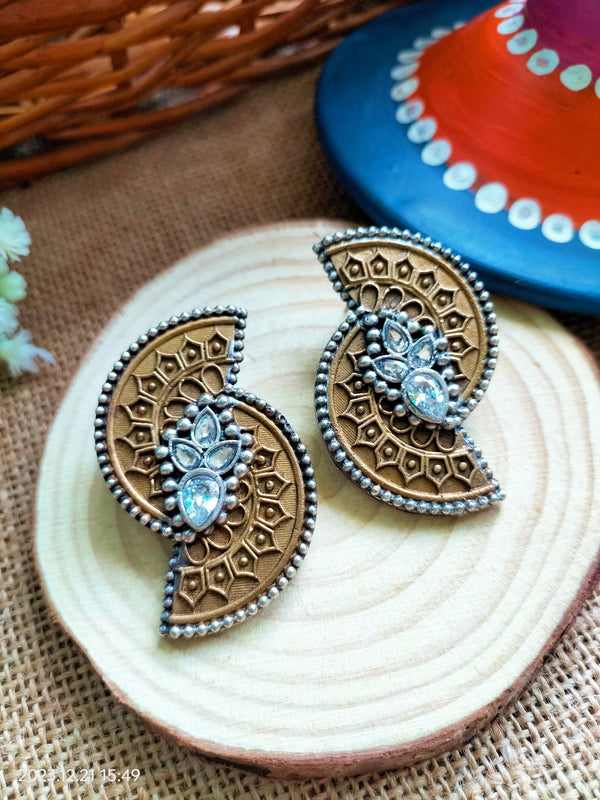 Diya Dual Tone Earring With AD stone