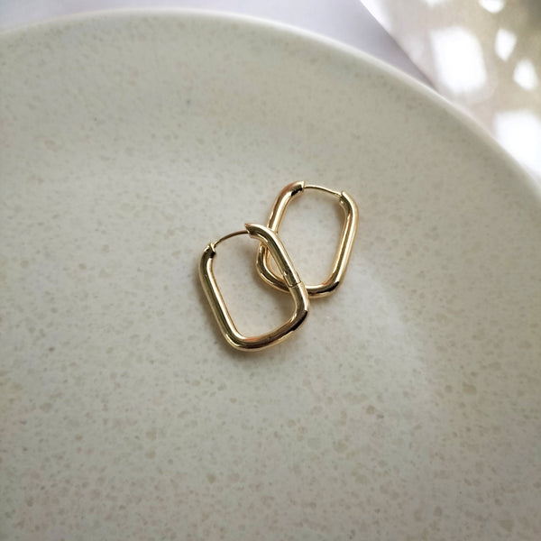 Gia Rectangular Radiance Hoops