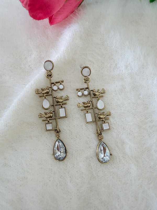 Inaya Mother Of Pearl Earrings
