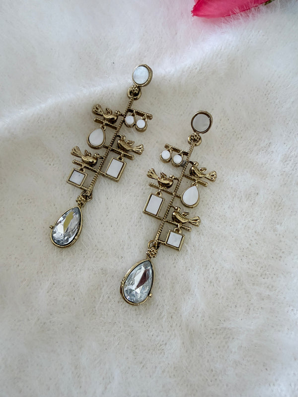 Inaya Mother Of Pearl Earrings