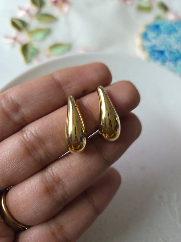 Gia Anti-Tarnish Gold Teardrop Earrings