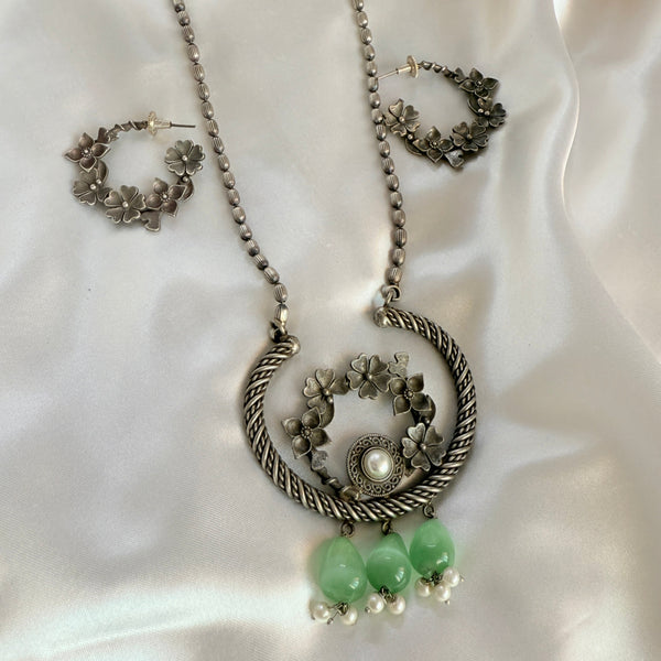 Myra Floral Design Long Necklace