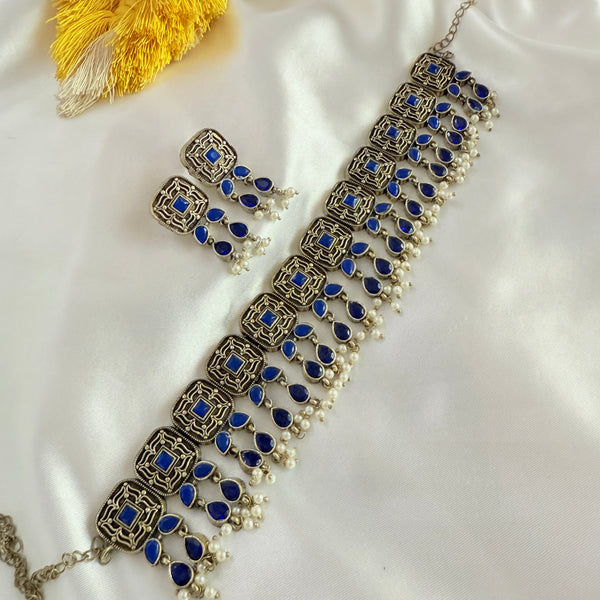 Myra Blue Color Choker Necklace