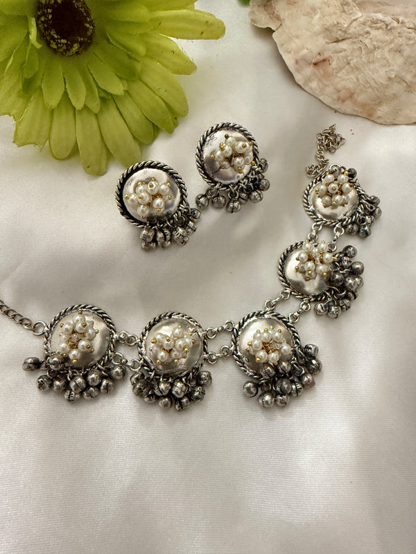 Myra Dual Tone Neckline Necklace