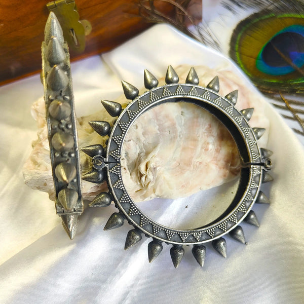 Anjali Oxidize Silver Spikey Design Kada